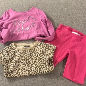 5/$15- Outfit bundle size 5